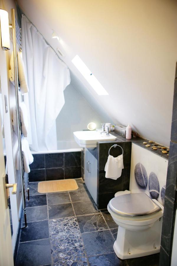 Fosse Farmhouse Holiday Cottages Chippenham  Exterior foto